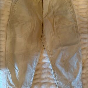 Old Navy ladies barrel Pants in Kaki